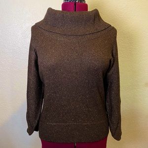 Anne Klein | Brown Turtle Neck Sweater with Gold Fabric Detailing L 🐻✨